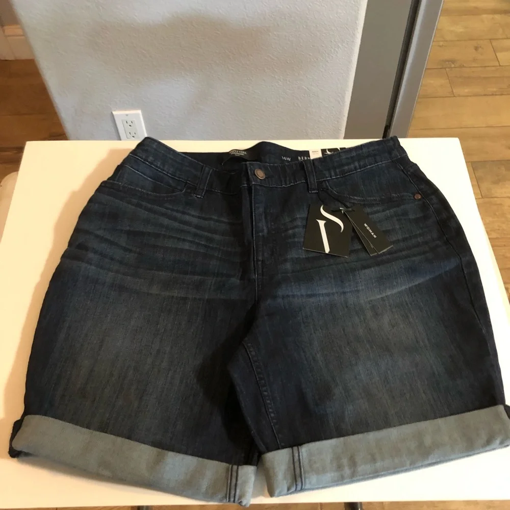 New Simply Vera - Vera Wang Bermuda Denim - Picture 2 of 5